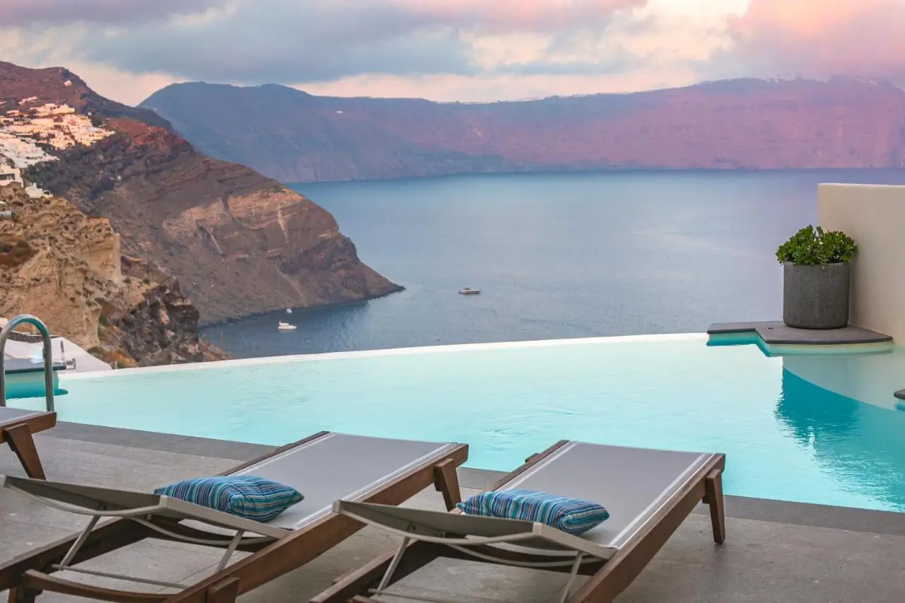 Santorini Suites